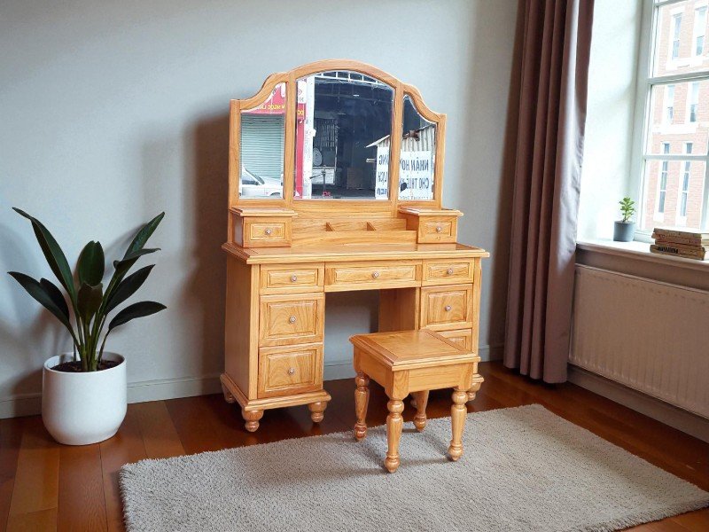 Bàn trang điểm gỗ cao cấp