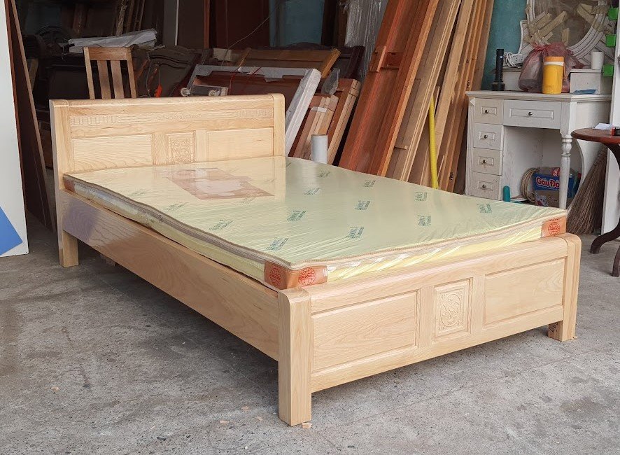 Mẫu giường ngủ gỗ tự nhiên