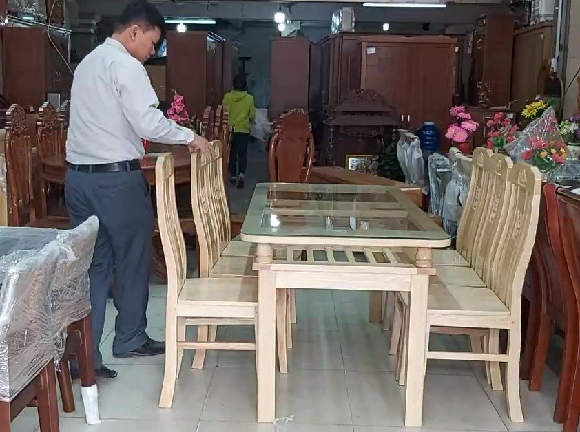 Bán Bộ Bàn Ăn Cao Cấp: Lợi Ích và Bí Quyết Chọn Mua Hoàn Hảo 7 bộ bàn ăn cao cấp