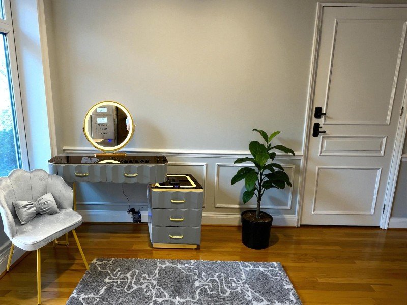 Bán bàn trang điểm