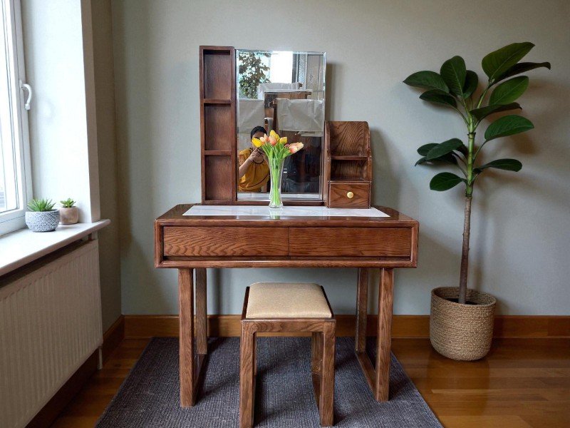 Bán bàn trang điểm