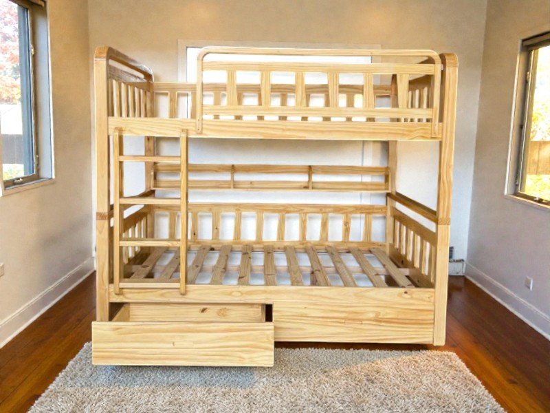 Thiết kế giường tầng gỗ tự nhiên đẹp cho trẻ em với lan can an toàn