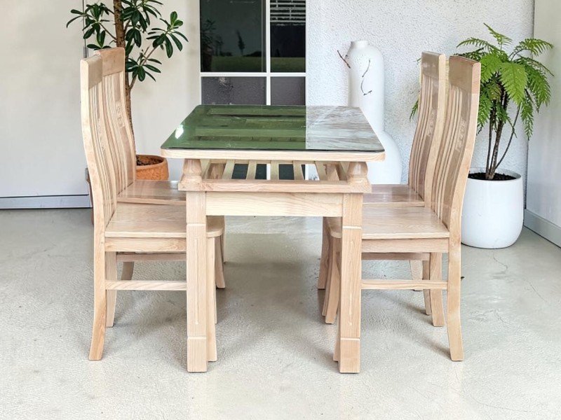 6 Bí Quyết Giúp Bàn Ăn Gỗ Luôn Sạch, Bền Đẹp Như Mới 6 bàn ăn cao cấp