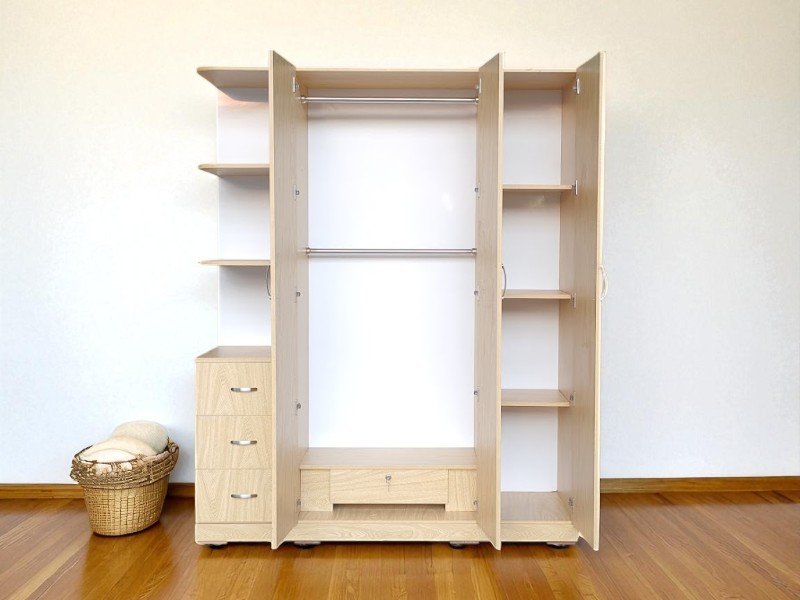 Tủ quần áo 3 cánh có kệ