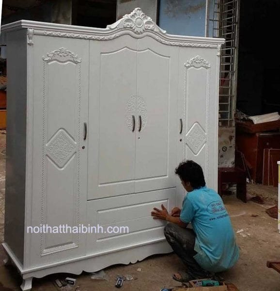 Tủ đựng quần áo