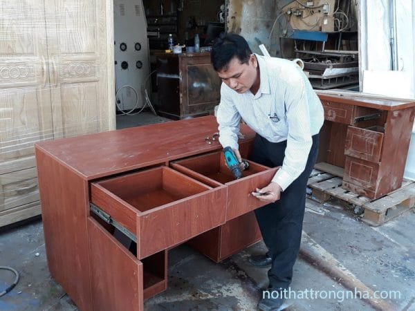 Bàn làm việc giá rẻ