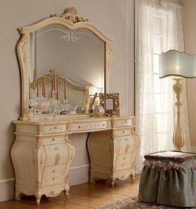 Giá bàn trang điểm nhỏ có đắt không