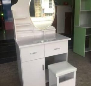 Giá bàn trang điểm nhựa rẻ nhất hiện nay