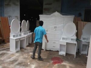 Cách lựa chọn giá bàn trang điểm đẹp