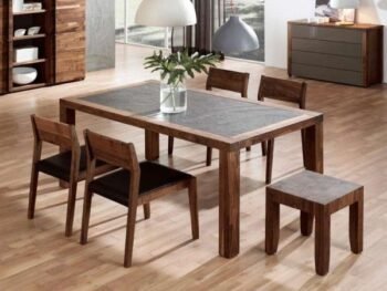 Vệ sinh và bảo quản bàn ăn bằng gỗ đúng cách nhất
