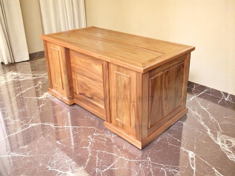 Bàn làm việc trưởng phòng
