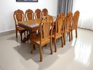 3 cách xử lý bàn ăn gỗ bị trầy