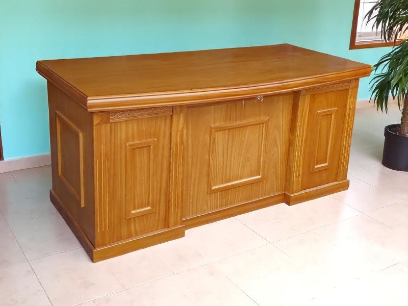 3 Mẹo tránh ẩm mốc dưới bàn làm việc hiệu quả 2 Mẹo tránh ẩm mốc dưới bàn làm việc