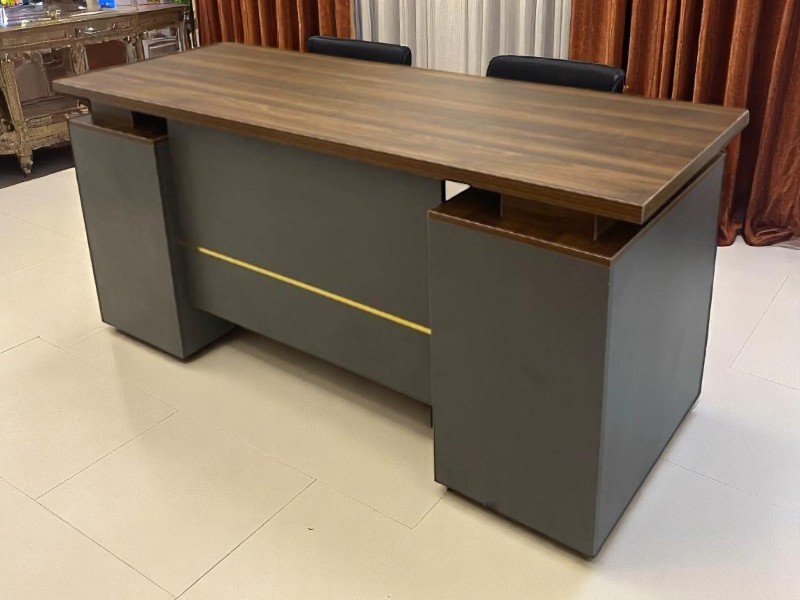 3 Mẹo tránh ẩm mốc dưới bàn làm việc hiệu quả 3 Mẹo tránh ẩm mốc dưới bàn làm việc