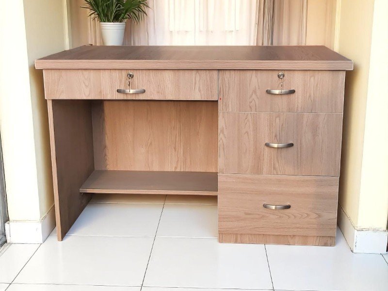 6 Tác dụng của bàn làm việc ergonomic trong việc bảo vệ sức khỏe 1 Tác dụng của bàn làm việc ergonomic