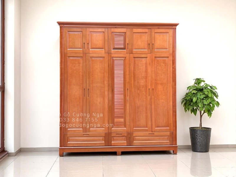 7 lợi ích khi chọn tủ quần áo gỗ tự nhiên 4 cánh cao cấp 5 Tủ quần áo gỗ tự nhiên 4 cánh