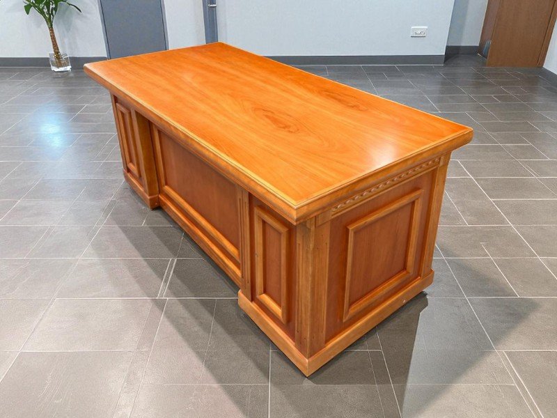 5 Cách Chọn Bàn Làm Việc Theo Nghề Nghiệp Phù Hợp 1 5 cách chọn bàn làm việc theo nghề nghiệp