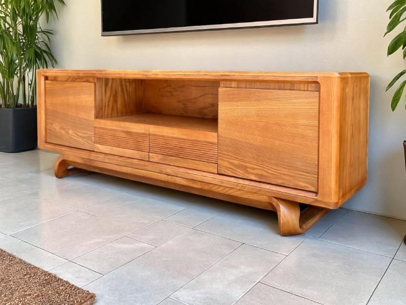 7 cách xử lý kệ tivi bị trầy xước đơn giản 4 7 cách xử lý kệ tivi bị trầy xước đơn giản