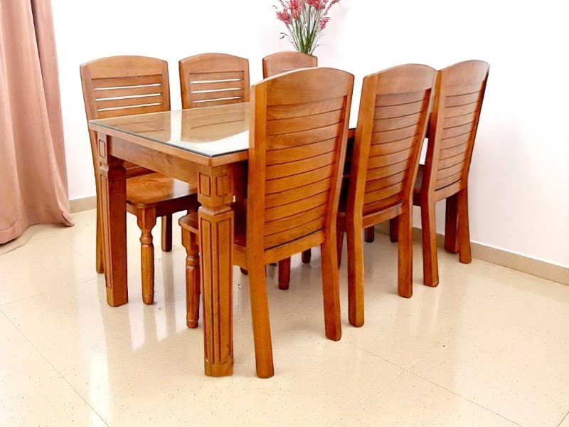 Bàn Ghế Gỗ Óc Chó Sang Trọng Cho Mọi Không Gian 1 Bàn Ghế Gỗ Óc Chó Sang Trọng Cho Mọi Không Gian