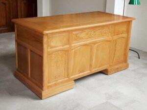 Bàn làm việc tại Phường Bàn Cờ