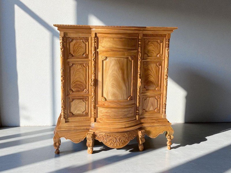 Bàn Thờ Chân Quỳ – Vẻ Đẹp Cổ Kính Mang Đậm Bản Sắc Dân Tộc 2 Bàn thờ chân quỳ