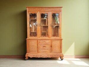 Tủ rượu vách ngăn phòng khách